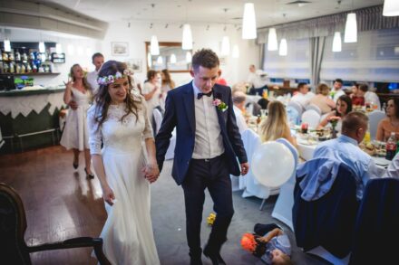 Fotografia ślubna Warszawa – pierwszy taniec pary młodej