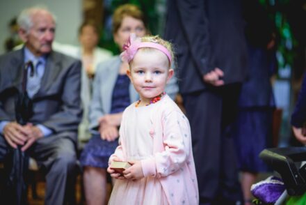 Uroczysty ślub cywilny w Warszawie – przysięga małżeńska i radość bliskich