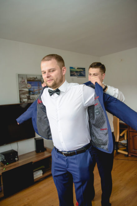 Para młoda przygotowania w Warszawie, fotograf ślubny Warszawa